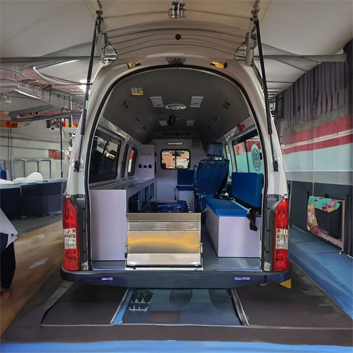 河南郑州登封租用私人救护车护送到河南省信阳地区中医院 长途救护车出租有哪些公司