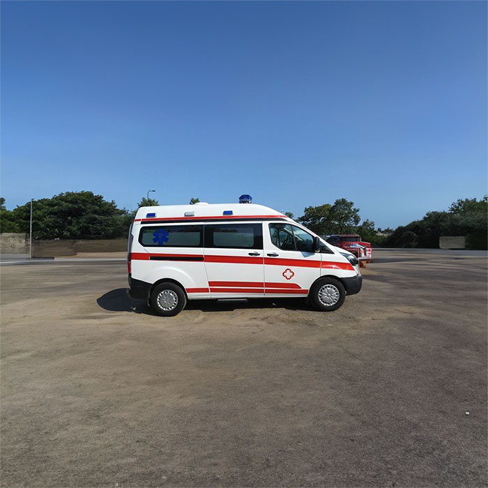 郑州市新郑私人救护车出租到漯河市人民医院 救护车一般在哪里出租