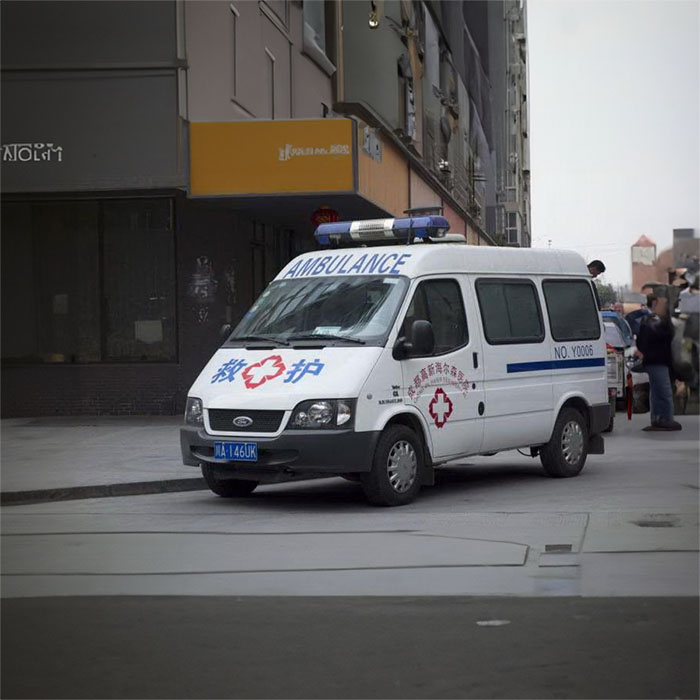 2023年河南郑州市惠济区病重回老家到开封市金明区私人救护车租车电话