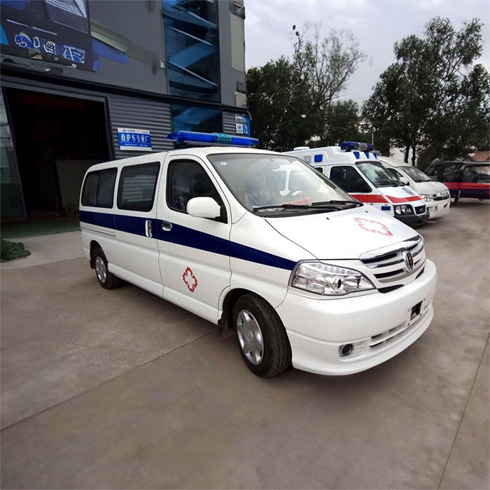 郑州市二七租私人急救车到新乡医学院第二附属医院 出租救护车一般多少钱