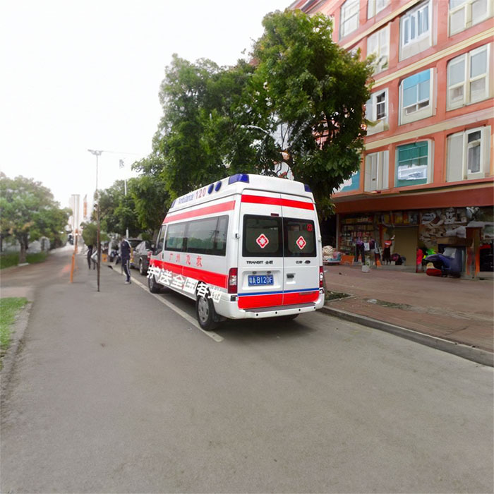 河南郑州金水租私人救护车转院到郑州市第四人民医院 救护车出租的价格是多少