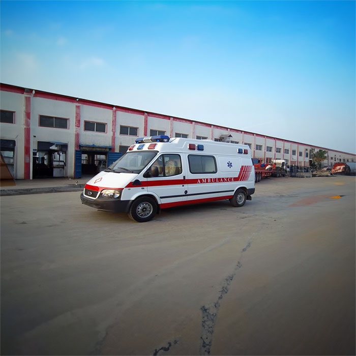 郑州巩义市预约私人救护车转运到河南解放一六Ｏ医院 救护车出租中心多少钱