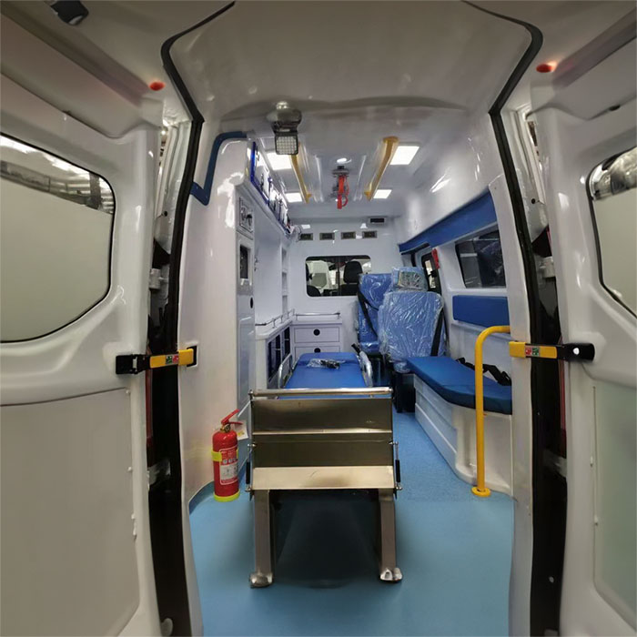 郑州本地租赁私家救护车到河南郑州市中心医院 医院救护车叫一次多少钱 出租公司