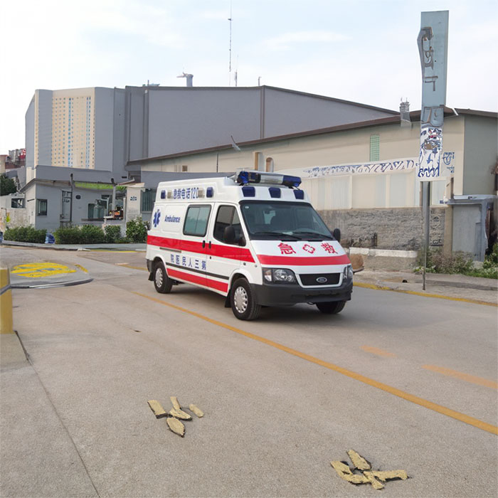 郑州中牟租用私人救护车到河南开封市人民医院 救护车出租一般多少钱公司