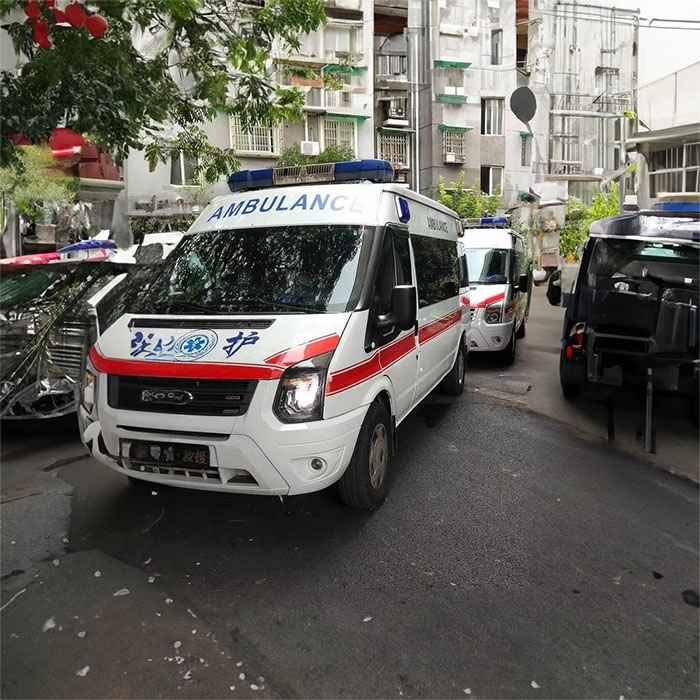 河南郑州中原救护车出租服务出租到信阳市平桥区救护车租赁