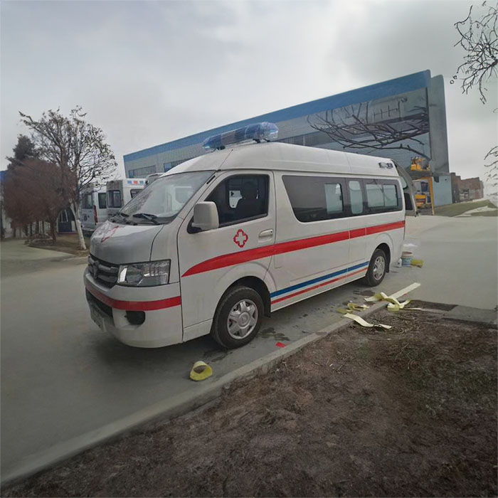 郑州市新密租私家救护车转院到河南濮阳市人民医院 救护车出租多少钱