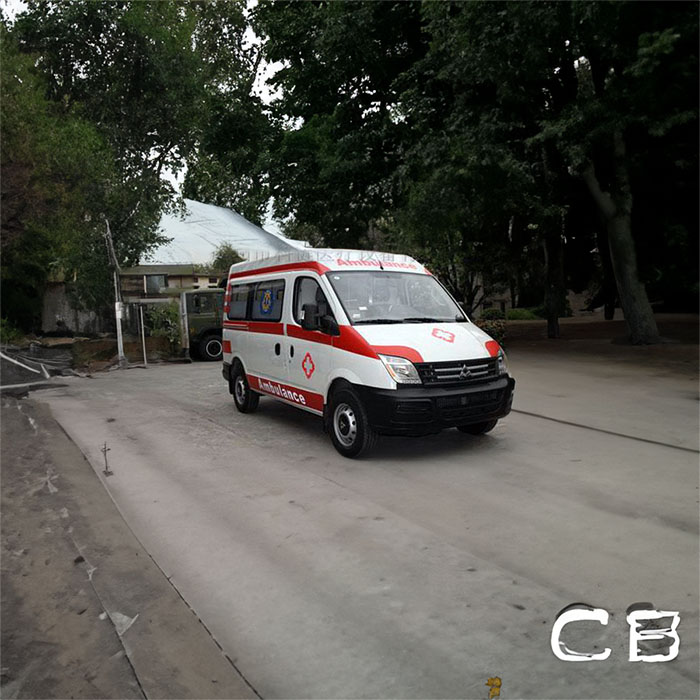 河南郑州二七区租私人救护车转院到河南省河南省三院 私人救护车出租多少钱