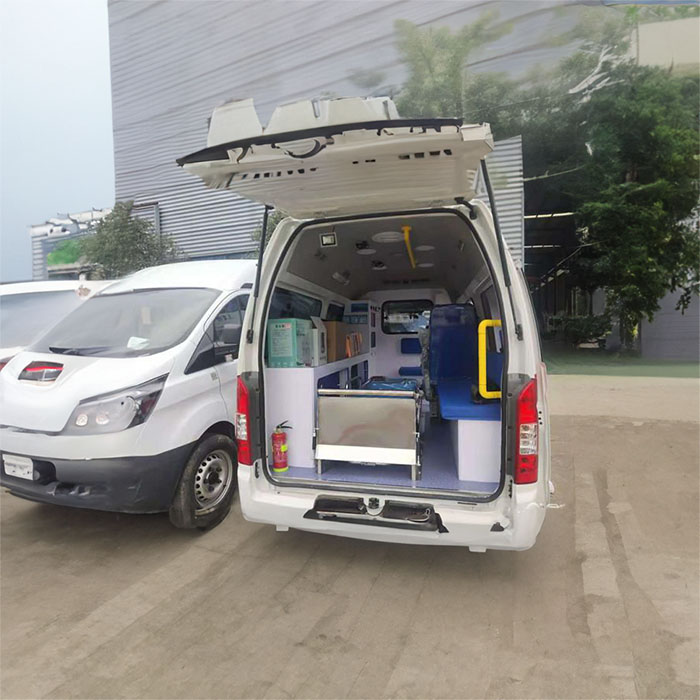 郑州高新区跨省救护车租赁到新乡市封丘县急诊叫救护车多少钱