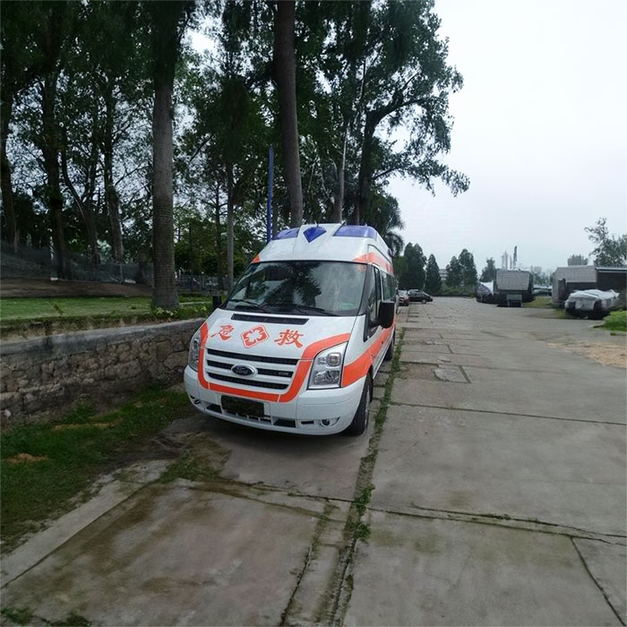 巩义预约私人救护车租赁到河南河南省人民医院 出租救护车一般多少钱