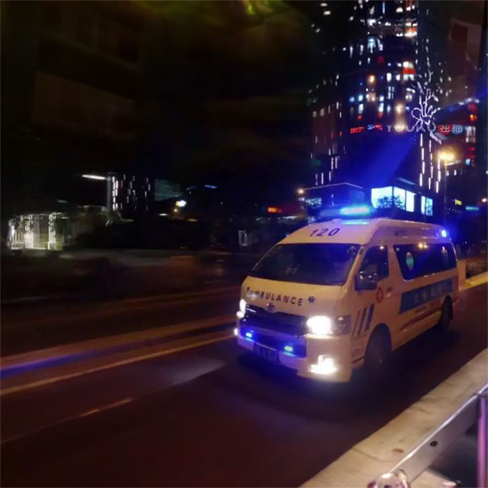 郑州市荥阳市租赁私人救护车到华源新乡市中心医院 救护车出租电话多少钱