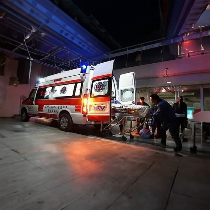 河南郑州市长途救护车到焦作市武陟县救护车出租服务