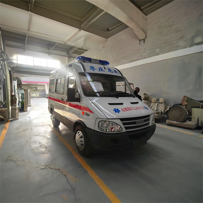 河南惠济区租救护车护送到中国一五Ｏ中心医院 哪里个体出租救护车便宜