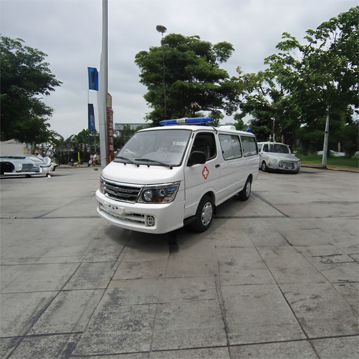 河南郑州市荥阳租救护车到河南河南中医学院第二附属医院 哪里救护车出租