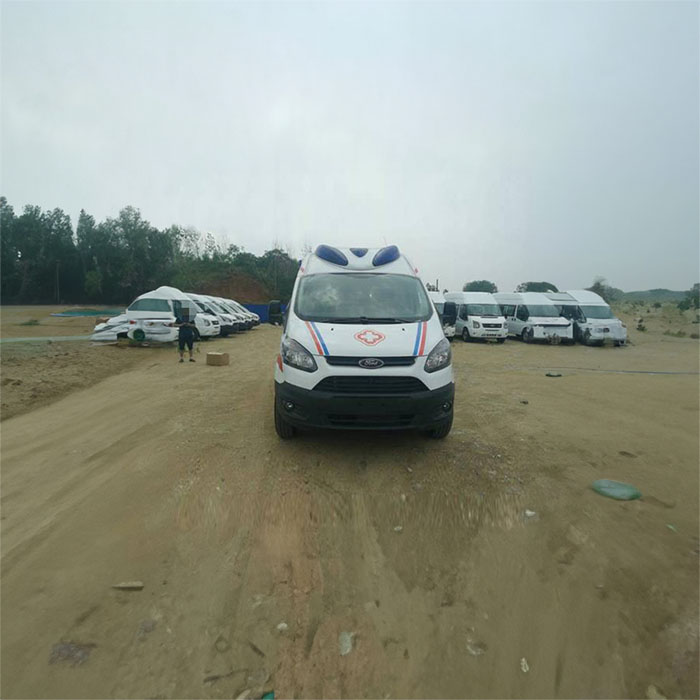 河南二七哪里有救护车护送到郑州市管城回族区正规救护车出租的