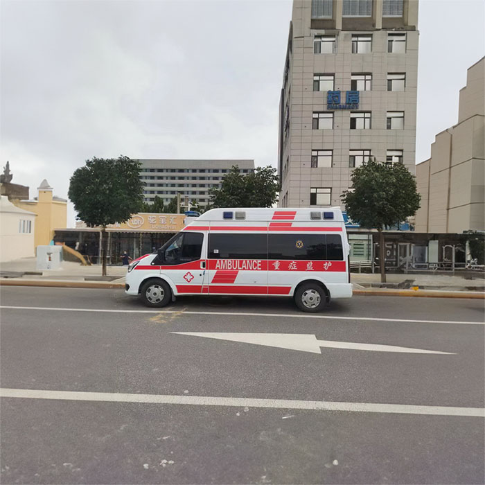 郑州金水区正规救护车出租到驻马店市泌阳县跨省救护车