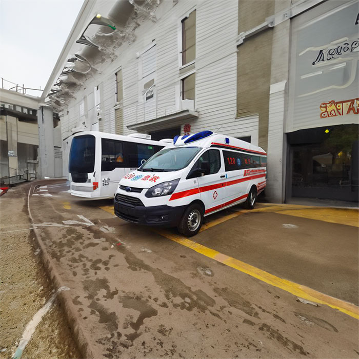 郑州市惠济租救护车护送到南阳市中心医院 救护车出租电话电话是多少