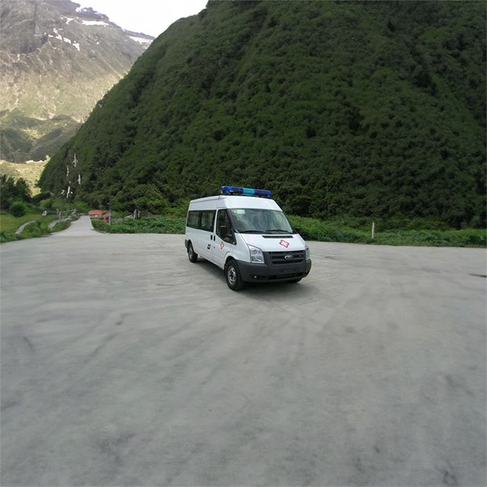 惠济区租私人救护车转院到河南省中医院 长途救护车出租哪里实惠