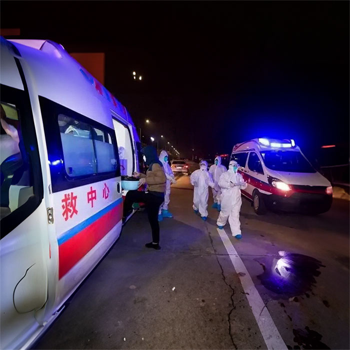 经开区租救护车到河南省新乡医学院附属医院 救护车出租收费多少