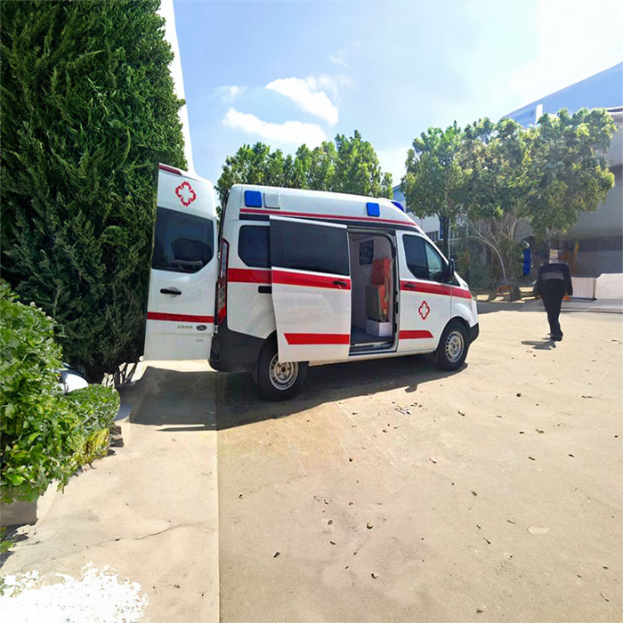 河南郑州市管城租私家救护车转院到河南开封光大医院 出租救护车多少钱