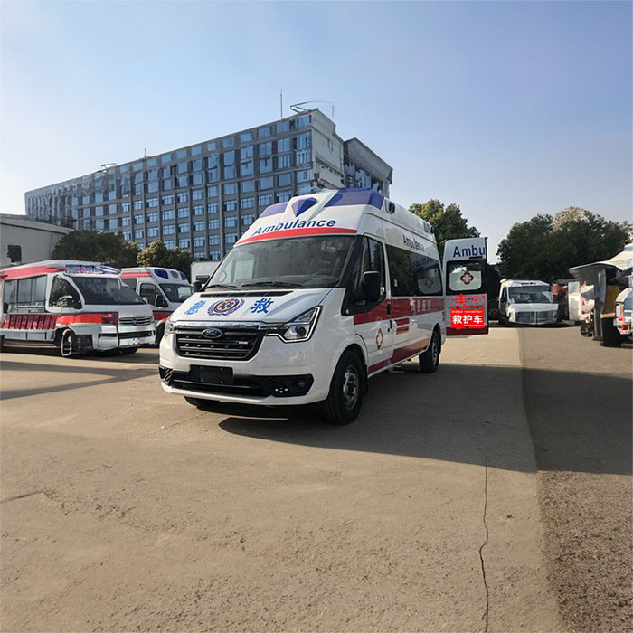 河南郑州管城正规救护车出租护送到新乡市卫辉市救护车转运