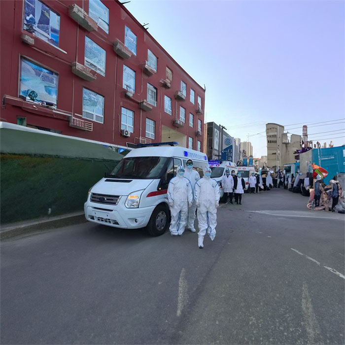 河南郑州巩义出租急救车护送到中国一五三中心医院 救护车出租的价格是多少