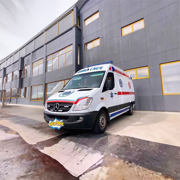 郑州市航空港租私人急救车到河南郑州大学附属医院 救护车出租租赁电话是多少