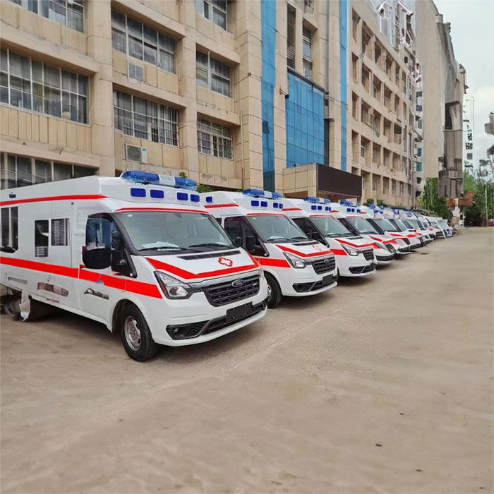 郑州市管城区租赁私人救护车转运到华源新乡市中心医院 专业救护车出租电话多少