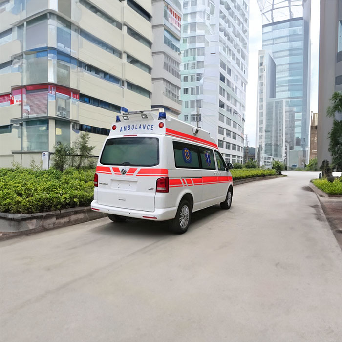 郑州周边跨省救护车出租出租到洛阳市市辖区叫一趟救护车多少钱