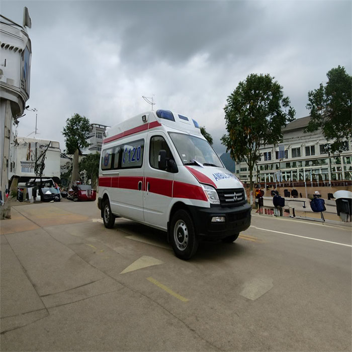 河南郑州市管城私人救护车出租到郑州同济医院 哪里有私家救护车出租