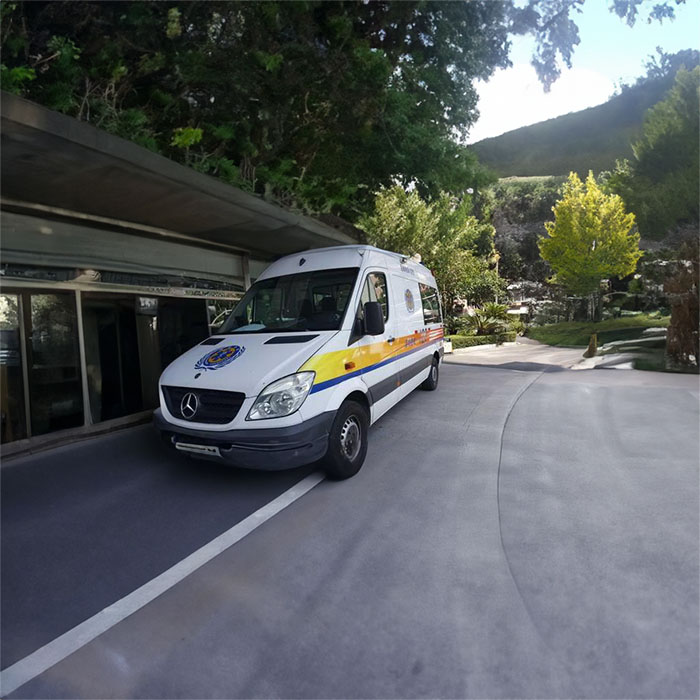 荥阳救护车出租转院到周口市救护车租赁电话号码