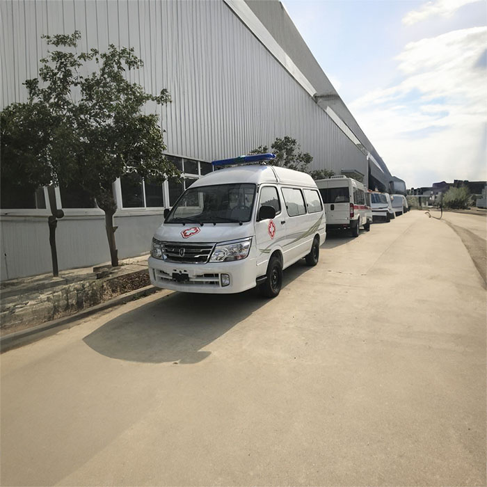 郑州荥阳租赁正规救护车到河南省开封155医院 出租救护车一般多少钱一辆
