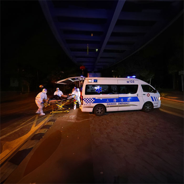 河南惠济区租赁私人救护车转运到濮阳市安阳地区人民医院 私人救护车出租多少钱