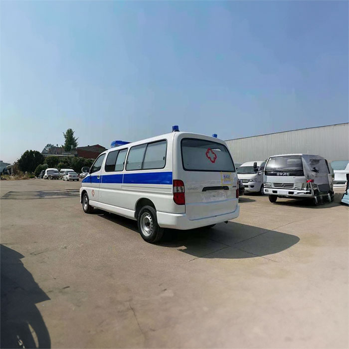 郑州惠济长途救护车出租租赁到新乡市市辖区救护车拉人收费标准