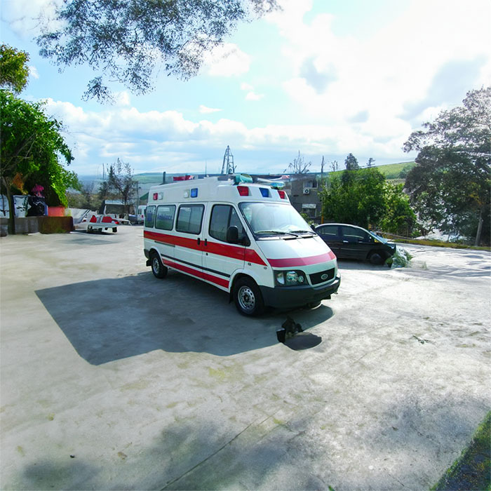 2023年河南郑州管城区出院回老家到平顶山市新华区私人救护车出租联系电话