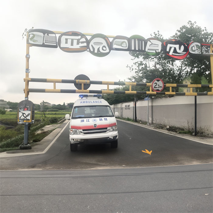 河南经开区预约私人救护车租赁到河南省华源新乡市中心医院 急救救护车出租哪里专业