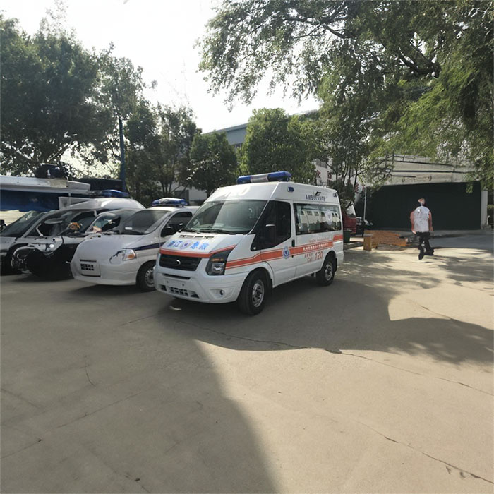 中原预约私人救护车转运到郑州大学第二附属医院 长途救护车出租哪个好