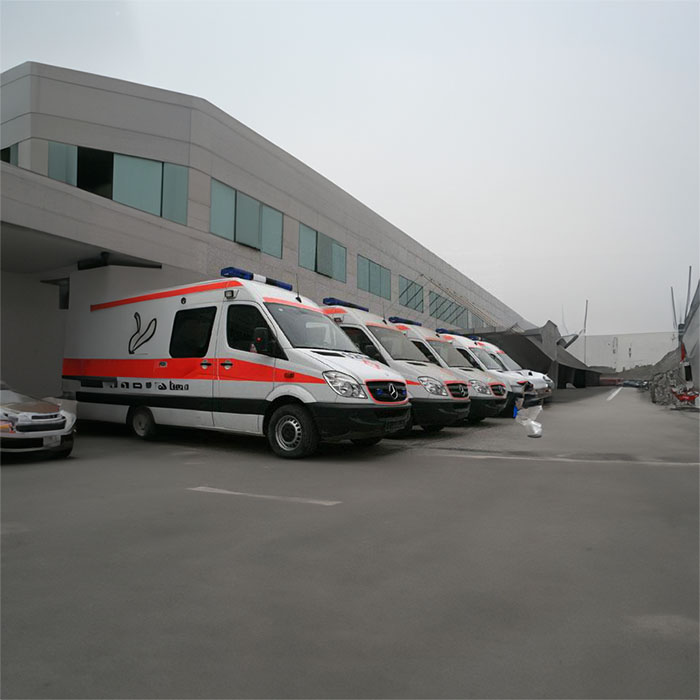 郑州市上街区租救护车护送到河南省河南省中医院 出租120救护车多少钱一公里