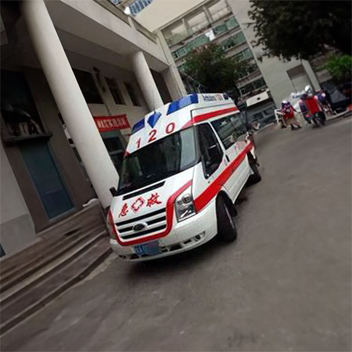 河南经开区救护车出租到河南许昌市中心医院 医院救护车叫一次多少钱 出租公司