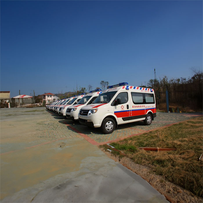 河南郑州市跨省救护车到周口市扶沟县正规救护车出租