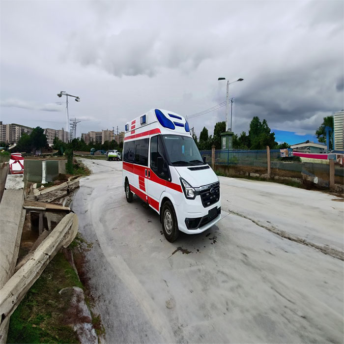 郑州航空港租私人急救车到信阳市中心医院 跨省救护车出租哪里实惠
