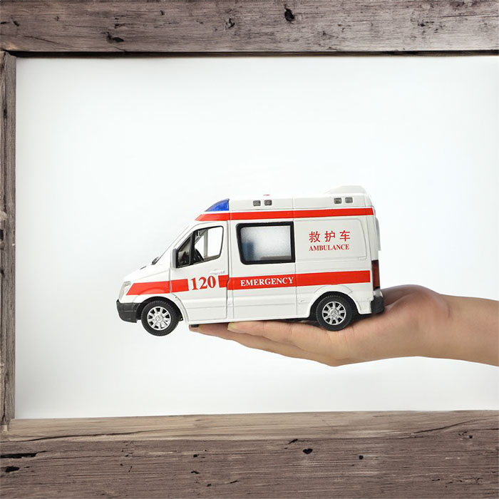 河南郑州中原区租救护车出租到新乡市红旗区120救护车出租