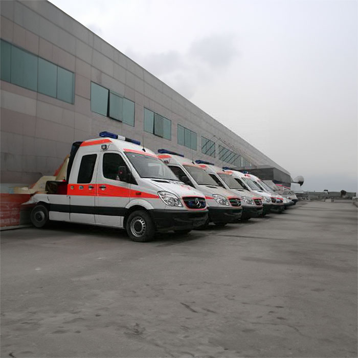 河南郑州高新区租赁私家救护车转院到河南省洛阳医学高等专科学校附属医院 救护车出租租车多少钱