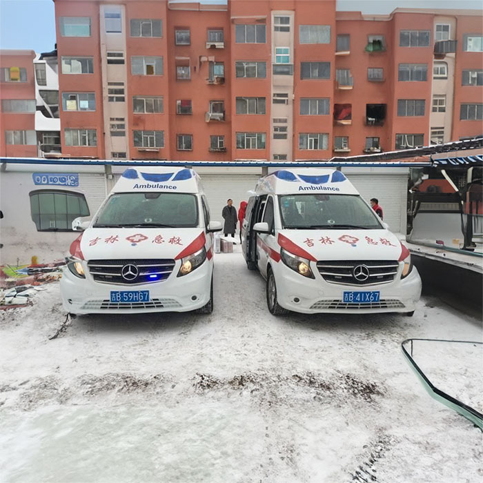 郑州上街区预约私人救护车租赁到新乡市人民医院 救护车出租多少钱