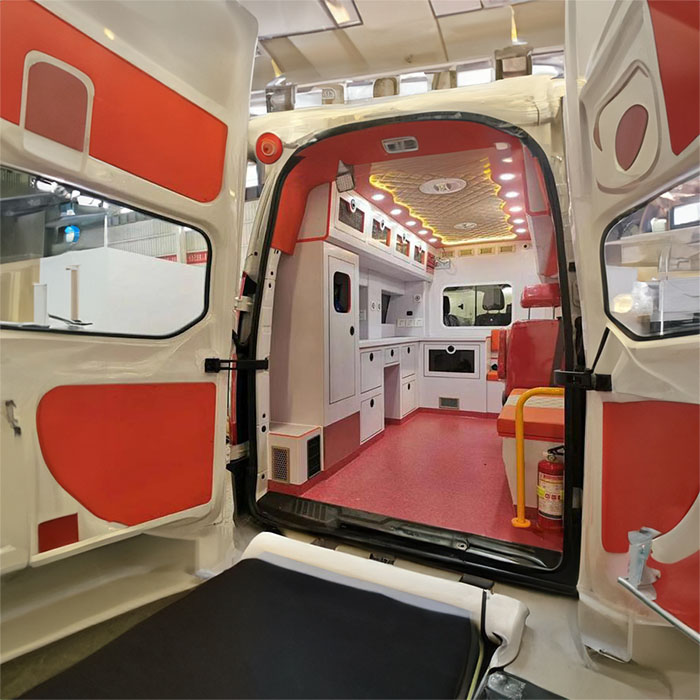 河南郑州郑东新区救护车出租服务出租到信阳市罗山县救护车转运