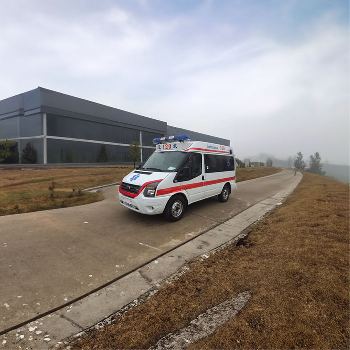 郑州市经开区正规救护车出租转院到驻马店市正阳县救护车租借
