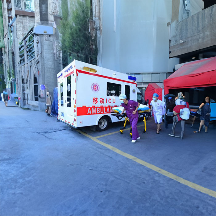 上街120私人救护车租赁到河南信阳地区人民医院 救护车出租长途转院多少钱