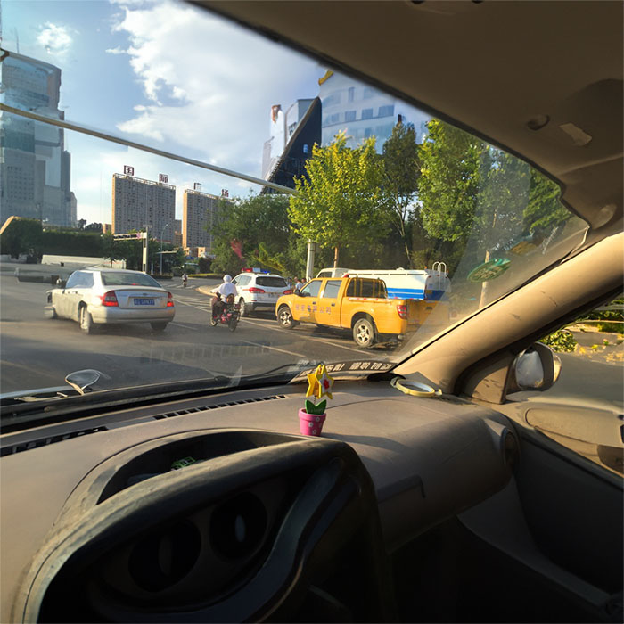 河南郑州租用私人救护车护送到开封光大医院 救护车出租多少钱