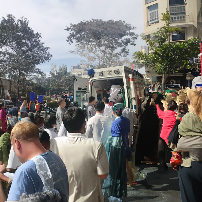 河南郑州市惠济救护车出租服务护送到南阳市桐柏县救护车一般要多少钱价格