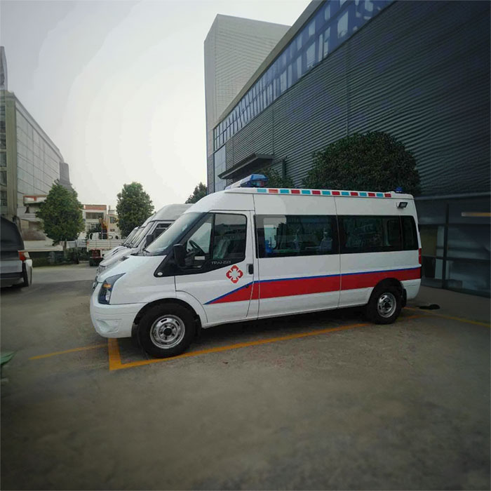 2023年河南郑州市金水区出院返乡到洛阳市嵩县正规救护车出租电话