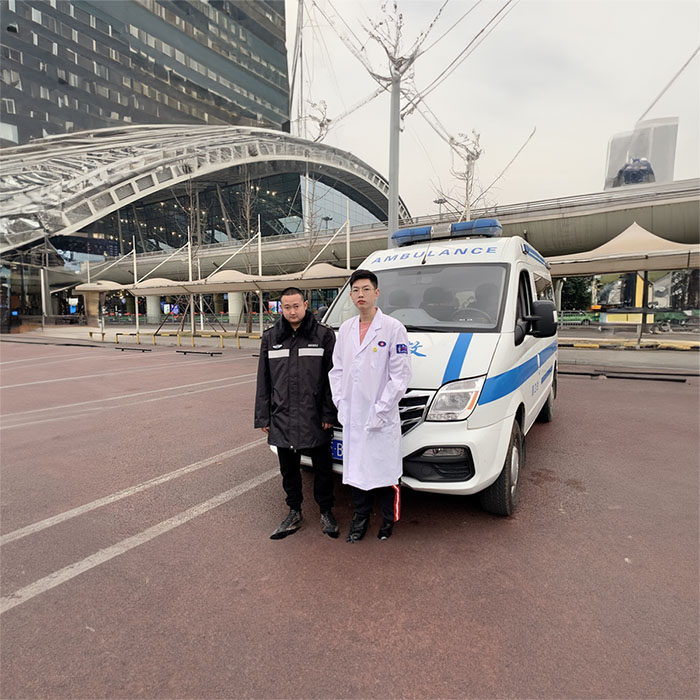 河南郑州巩义市哪里有救护车租赁转运到新乡市卫辉市救护车出租转运病人-救护车出租